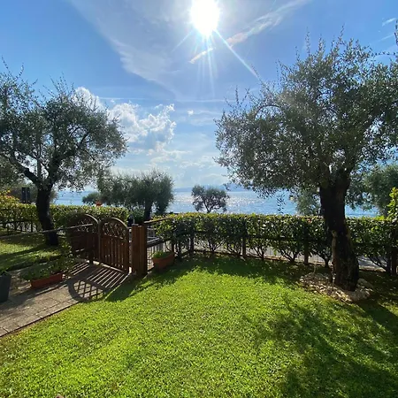 Dilly Lake House Dom wakacyjny Torri Del Benaco