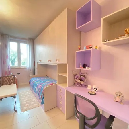 Dilly Lake House Holiday home