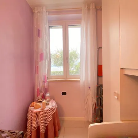 Holiday home Dilly Lake House Torri Del Benaco