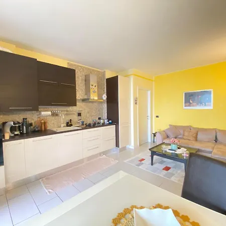 Holiday home Dilly Lake House Torri Del Benaco